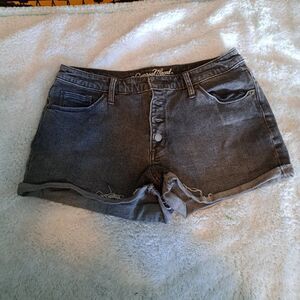 Universal Thread Denim Shorts Size 8 / 29R